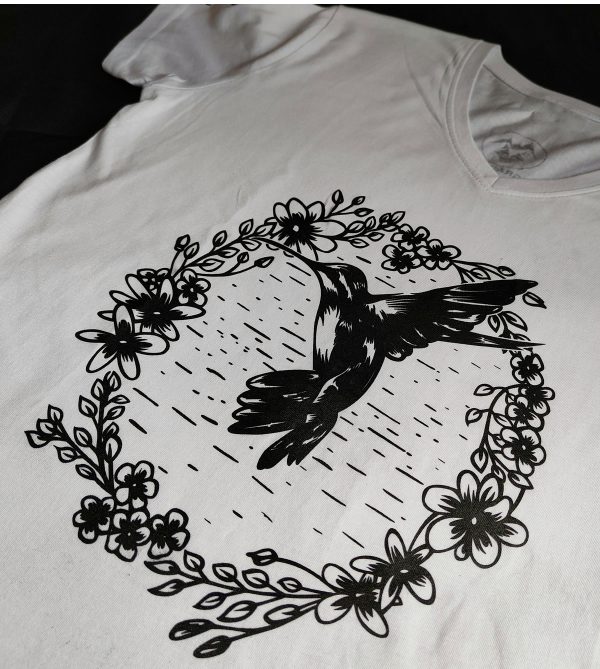 04 Playera colibrí