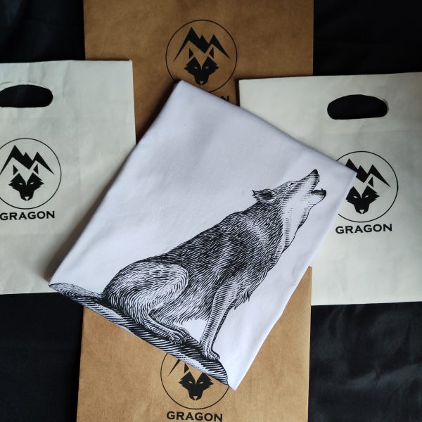 01 Playera Lobo